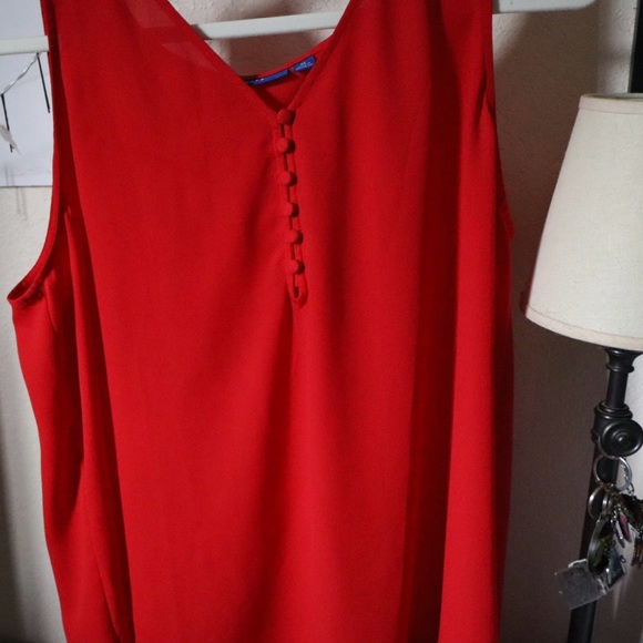 Apt. 9 Bold Red Top - Picture 3 of 8